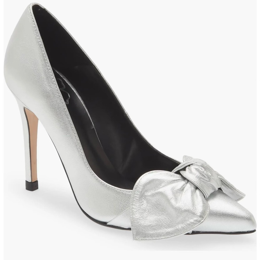 Ryal Metallic Bow Court Pump
(Women)
TED BAKER LONDON